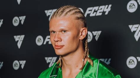 Erling Haaland debuts his new braids at EA FC 24 event with .